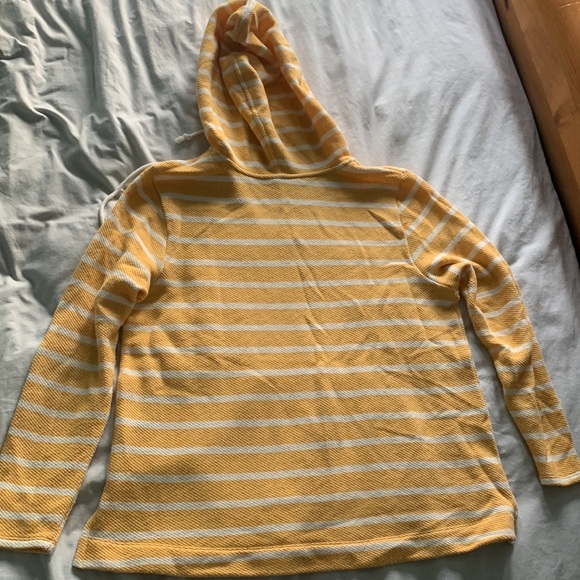 Yellow and white hooded shirt - Picture 3 of 3
